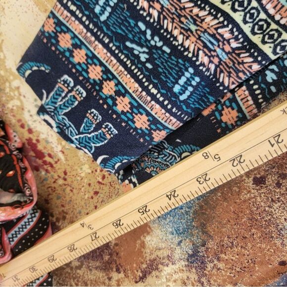 2 Pairs XL No Boundaries Women's Leggings Elephant & Floral 2 PAIRS - Picture 13 of 16